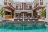 GoVillaBali.com :Rent a villa  Lima  in  Kerobokan